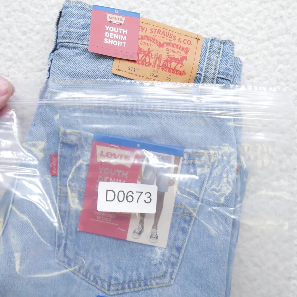 Levis levi youth